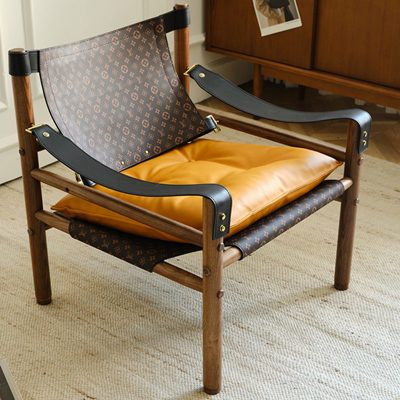 Hunting Chair view 1
