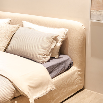 Fabric Bed view 4
